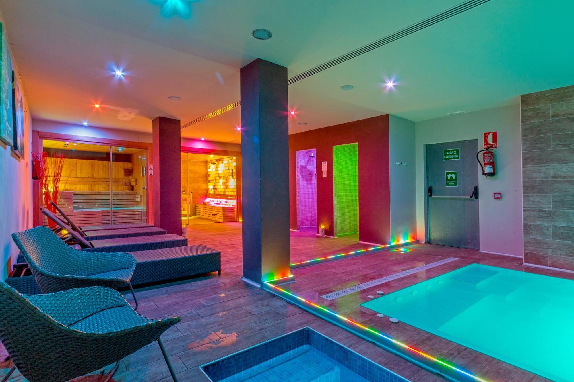 Nura Santa Ponsa & Spa ภายนอก รูปภาพ