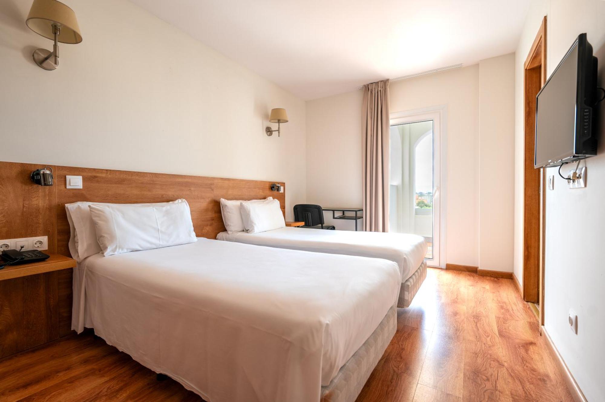 Nura Santa Ponsa & Spa ภายนอก รูปภาพ