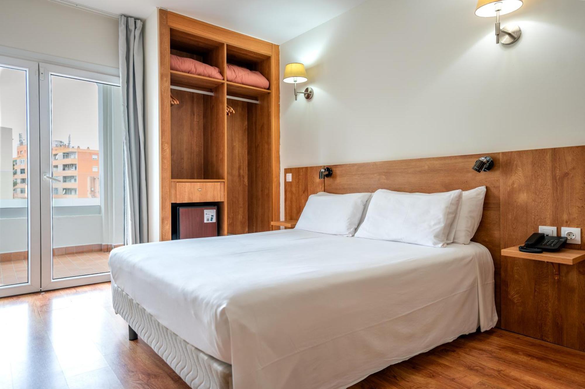 Nura Santa Ponsa & Spa ภายนอก รูปภาพ